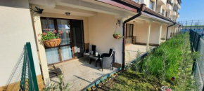 Bayview Family Garden Studio A1